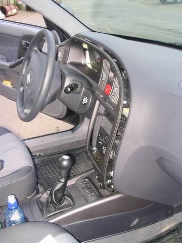 Как снять штатную автомагнитолу