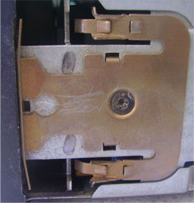 Как снять штатную автомагнитолу