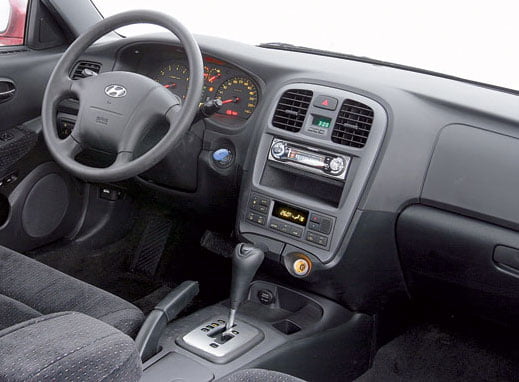 Как снять штатную автомагнитолу